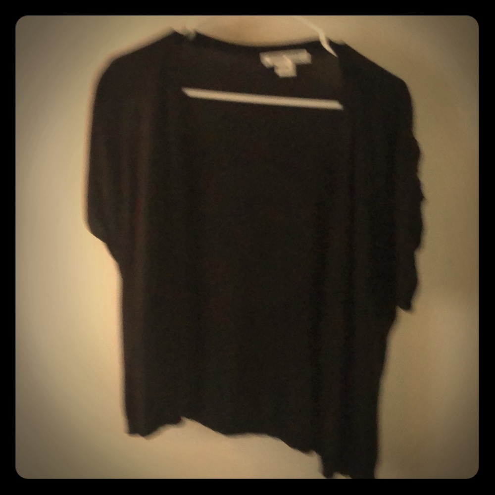 Half sweater cover up thing